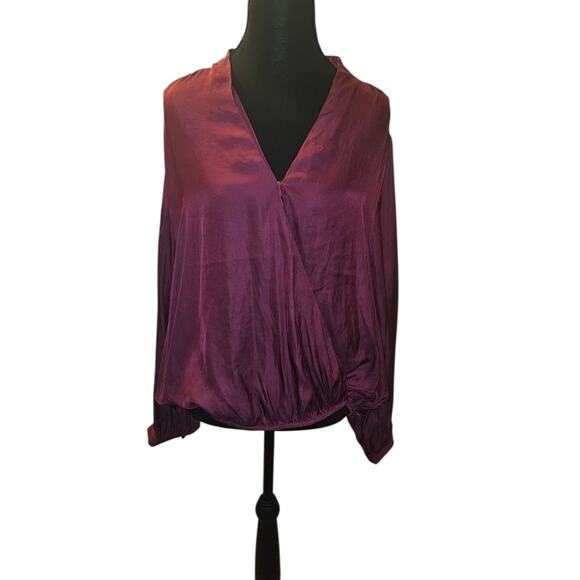 NWT Wrap‑Front Satin Long‑Sleeve Blouse Burgundy Surplice Top Women’s L Old Navy - Picture 1 of 10